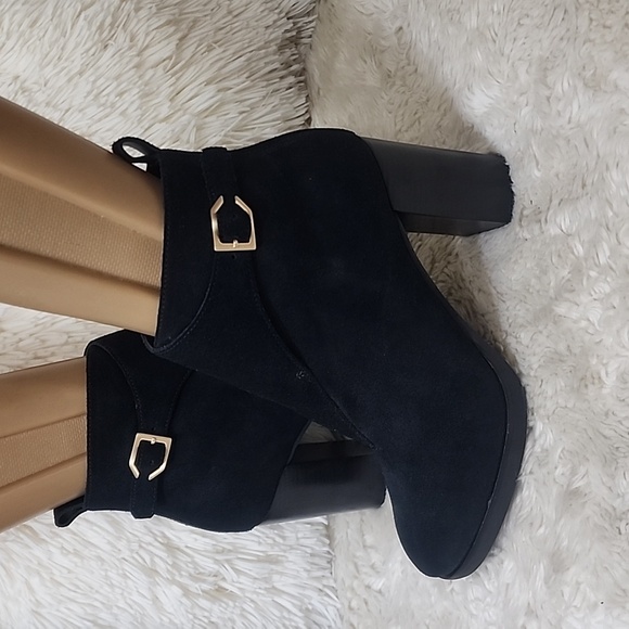 COLE HAAN HARRINGTON BOOTS - Picture 5 of 10